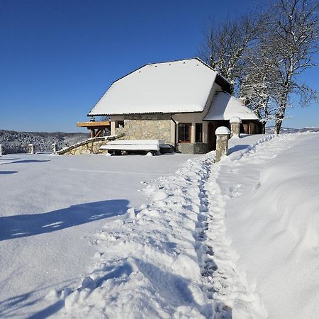 Zerko Holiday Home - Vineyard Chalet With Sauna And Jacuzzi Free Mirna Dış mekan fotoğraf