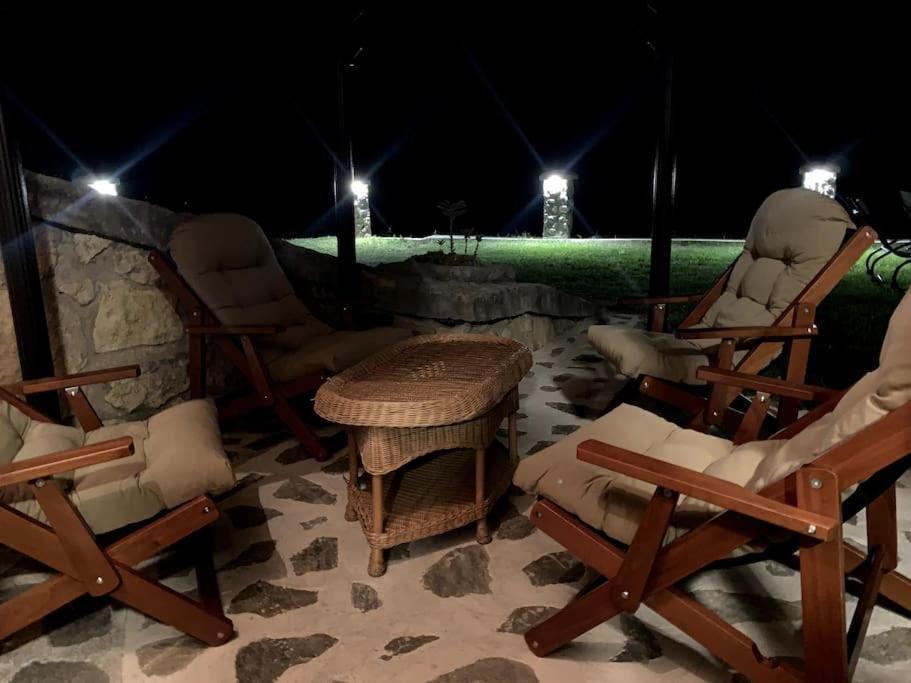 Zerko Holiday Home - Vineyard Chalet With Sauna And Jacuzzi Free Mirna Dış mekan fotoğraf