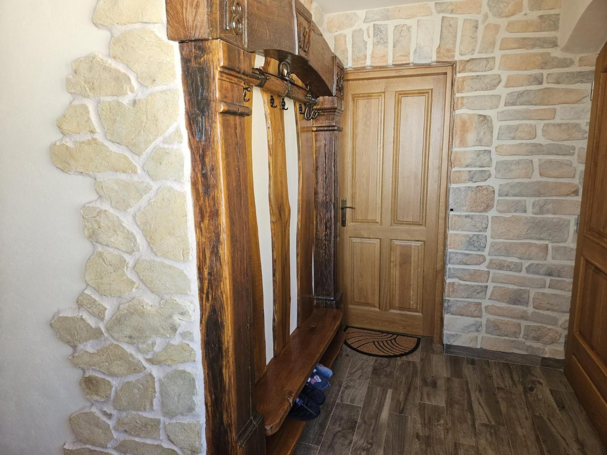 Zerko Holiday Home - Vineyard Chalet With Sauna And Jacuzzi Free Mirna Dış mekan fotoğraf