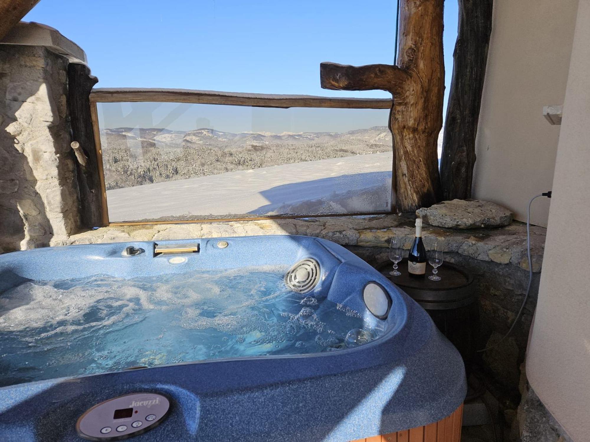 Zerko Holiday Home - Vineyard Chalet With Sauna And Jacuzzi Free Mirna Dış mekan fotoğraf