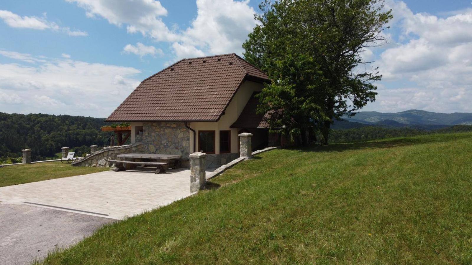 Zerko Holiday Home - Vineyard Chalet With Sauna And Jacuzzi Free Mirna Dış mekan fotoğraf