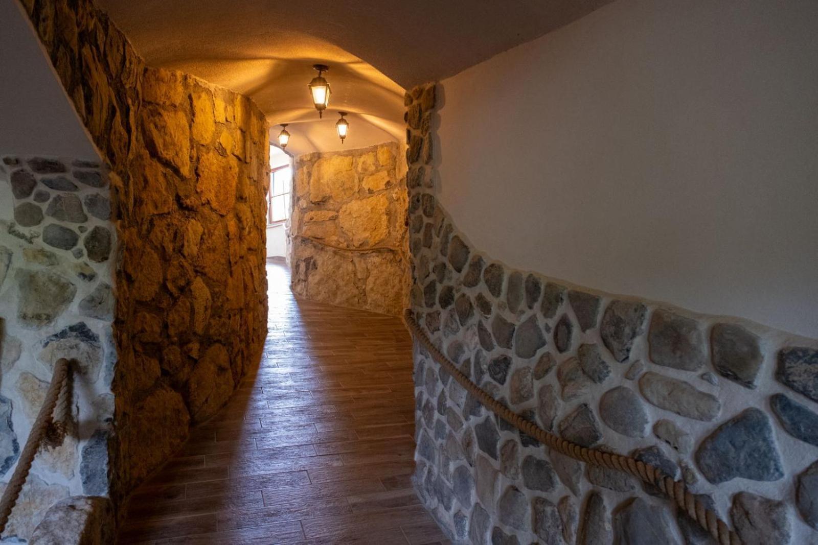 Zerko Holiday Home - Vineyard Chalet With Sauna And Jacuzzi Free Mirna Dış mekan fotoğraf