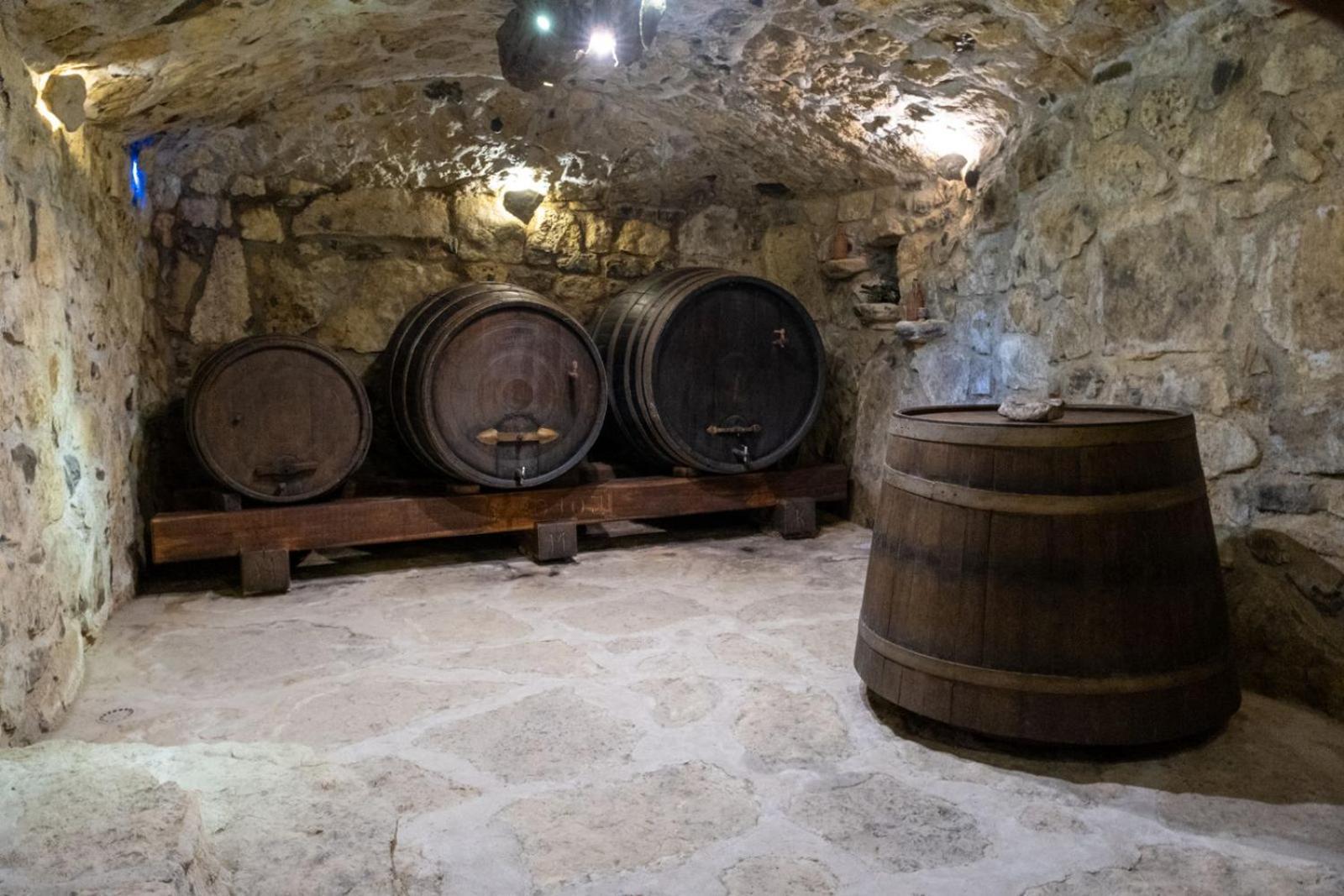Zerko Holiday Home - Vineyard Chalet With Sauna And Jacuzzi Free Mirna Dış mekan fotoğraf